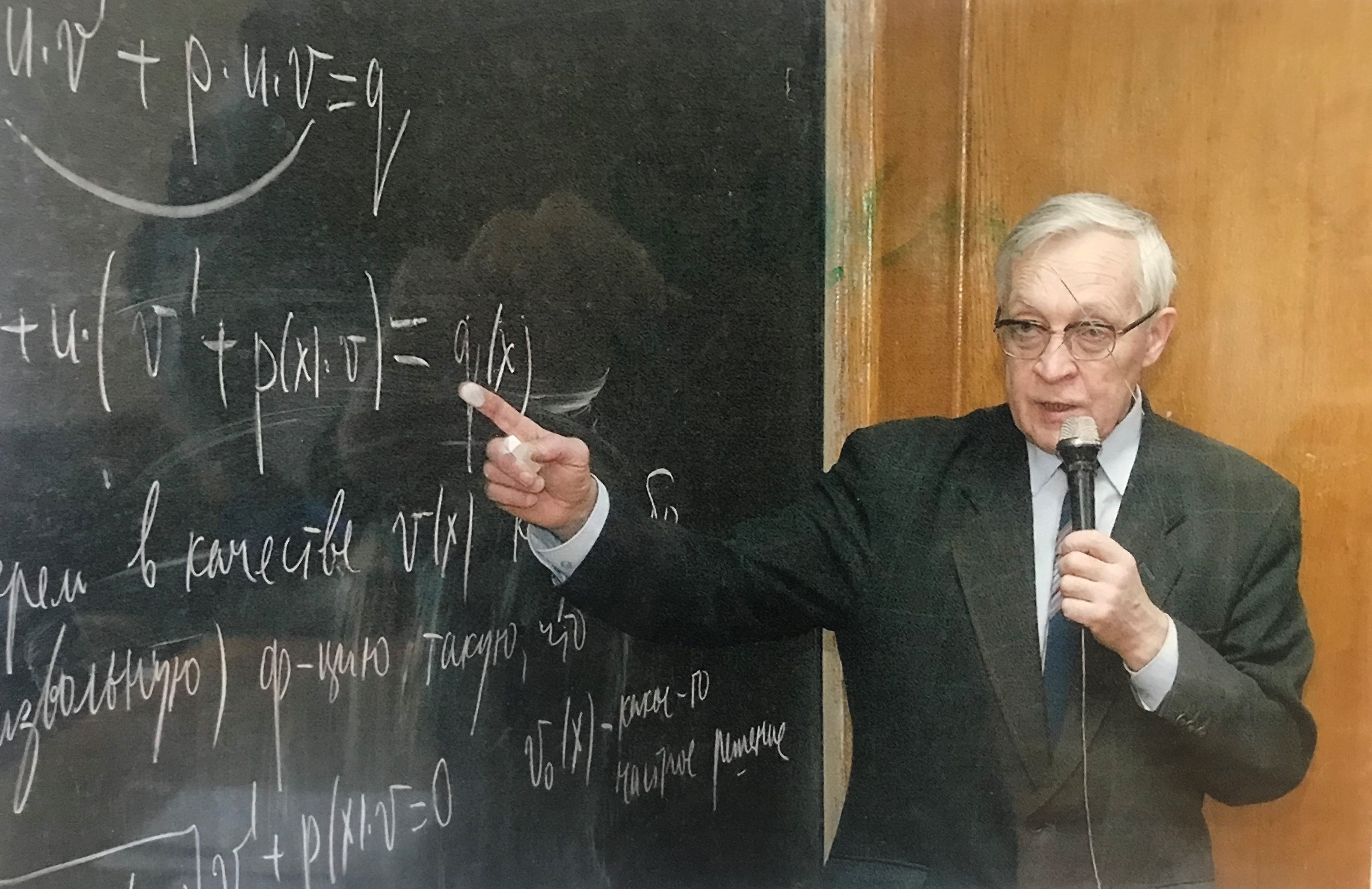 Репетитор по высшей математике, в Москве, репетитор для студентов, репетитор по математике Борцов Александр Анатольевич,